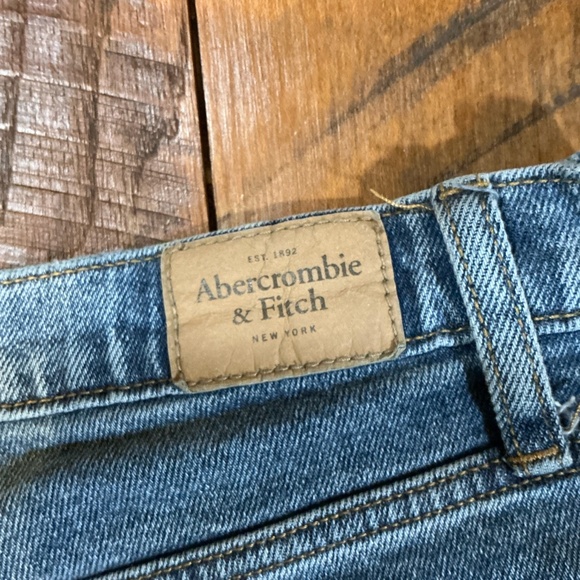 Abercrombie & Fitch 90s Straight Ultra High Rise Jeans – Curve Love – Size 31/12 - Picture 5 of 8
